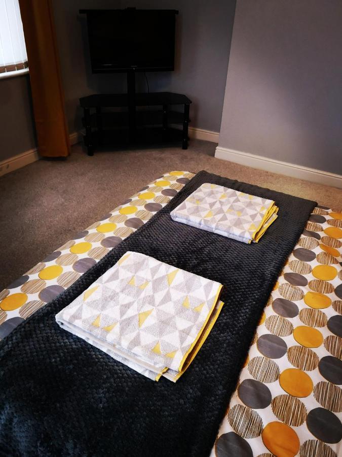 Mini Hotel Leeds Лидс Экстерьер фото